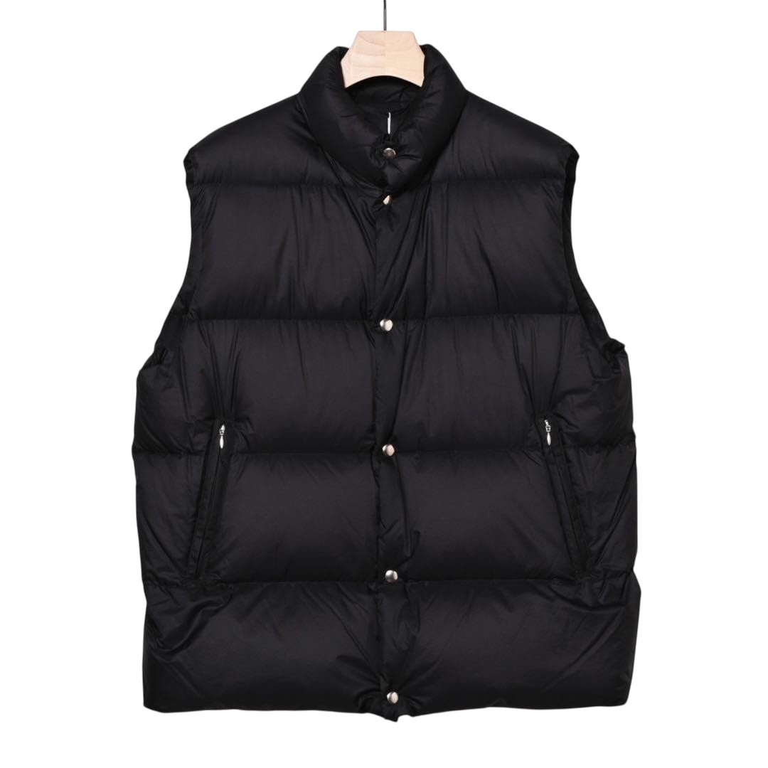 COMOLI ダウンベスト