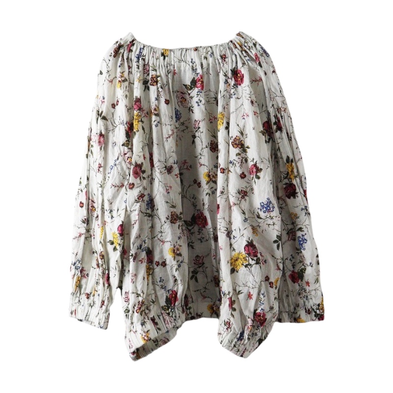 45R 45ガーゼアンティークフラワープリントのシャーリングブラウス